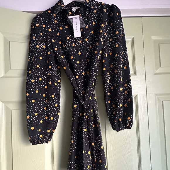 Topshop Button Up Wrap Dress - Picture 3 of 6